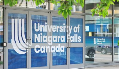 University of niagara falls canada campus photo